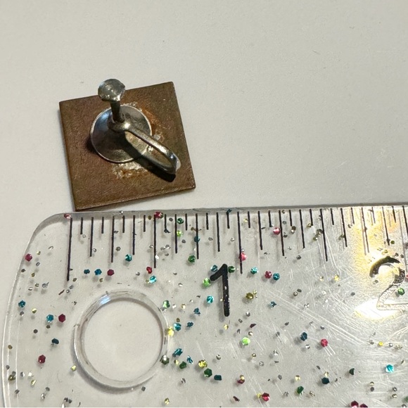 Vintage enamel on copper abstract square screwback earrings - Picture 3 of 7